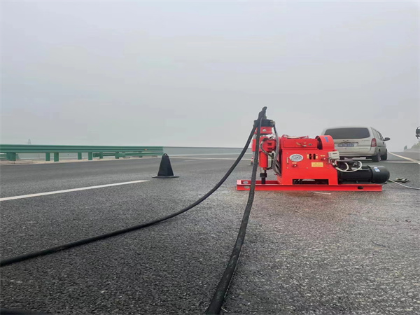 麻涌镇马路路基路面开裂下沉注浆加固灌浆